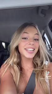 Savannah Horn's Instagram, Twitter & Facebook