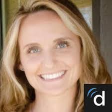 Rebecca Botts's Instagram, Twitter & Facebook