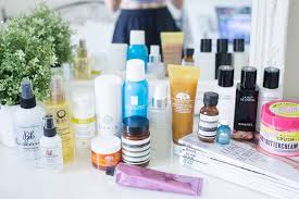 12 loại mỹ phẩm sẽ ảnh hưởng đến sức khỏe nếu dùng quá nhiều | Emmie by  HappySkin