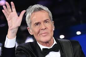 Moda@baglioni è l'esclusiva fiera della moda uomo, bimbo e filati che si tiene a gennaio e a giugno nelle sale dello storico grand hotel baglioni di firenze, situato nel pieno centro del capoluogo toscano. Claudio Baglioni Ha Vinto Il Sanremo Musicale Soldi E Mahmood Sono La Sintesi Di Quello Che Voleva