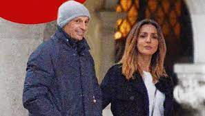 A domenica in la conduttrice e attrice ha smentito la crisi di cui si parla da giorni. Ambra Angiolini E Allegri Fanno Un Passo Importante La Novita