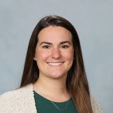 Hayley Slayton's Instagram, Twitter & Facebook