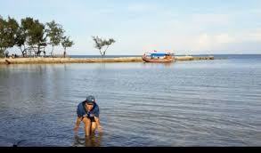 Proses pencarian black box pesawat sriwijaya sj182 di sekitar perairan pulau lancang dan pulau pesawat itu diperkirakan jatuh di sekitar perairan pulau lancang dan pulau laki, kepulauan seribu. Pesona Pulau Laki Lokasi Jatuhnya Pesawat Sriwijaya Air Sj 182