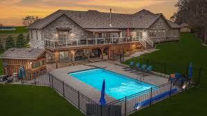 27 days ago property pigeon. 2 1 Bedroom Bungalow On 2 Acres For Sale Mono Ontario Mary Kaitlan Klein Youtube