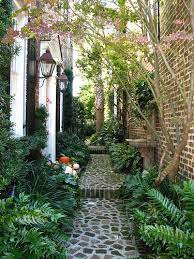 Historic Charleston South Carolina Charleston Gardens Cottage Garden Design Charleston