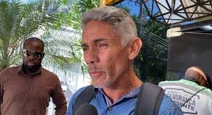 Médico responsável por procedimentos estéticos que podem ter causado morte  de duas pacientes presta depoimento