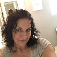 Donna Rizzi's Instagram, Twitter & Facebook