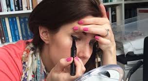 Cream eyeliners or gel eyeliners is an ultimate to add charm to your eyes. How To Apply Gel Eyeliner Gel Eyeliner Pen Review