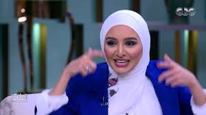 رومانسية حنان ترك مع زوجها في أحدث ظهور وهكذا أصبح أبناءها بعدما كبروا وأصبحو شباب ورسالتها للجمهور. ÙƒÙ„ Ø§Ù„Ù„ÙŠ ÙŠØ´ÙˆÙÙ‡Ø§ ÙŠÙ‚ÙˆÙ„ Ø­Ù†Ø§Ù† ØªØ±Ùƒ Ø­ÙƒØ§ÙŠØ© Ø§Ù„Ù…Ø·Ø±Ø¨Ø© Ù‡Ù„Ø§ Ø±Ø´Ø¯ÙŠ Ù…Ø¹ÙƒÙ… Ù…Ù†Ù‰ Ø§Ù„Ø´Ø§Ø°Ù„ÙŠ Youtube