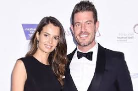 July 08, 2019 02:11 pm. Kultur Showbiz Der Bachelor Jesse Palmer Schlagt Der Freundin Emely Fardo Vor Pressfrom Deutschland