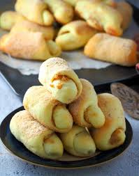 Spanish Bread A Filipino Bakery Favorite Recipe Spanish Bread Bread Soft Food