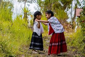 Pin By Marie Melhado On Ninos Del Mundo Couple Photos Guatemala Photo