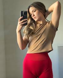 Ella Anderson (@ellaandersonxoxo) · Fotos y videos de Instagram