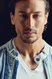 Fotografiya Prabhas Actor Tiger Shroff Body Bollywood Actors