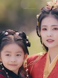 Li Susu espera ansiosamente a volta do seu querido marido Tantai Jin! ao  lado da sua filha amada Tantai Zimi/Ami, uma boa reunião meus amores 🥺  fim.... vou sentir sdd #tilltheendofthemoon ...