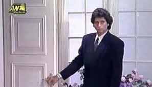 Ην τελευταία του πνοή άφησε το σάββατο ο ηθοποιός και μουσικός, γιώργος χριστοδουλίδης, έπειτα από σκληρή μάχη που έδωσε με την ασθένεια als . Giwrgos Xristodoyloy Spania Emfanish Gia Ton Gohteytiko H8opoio Apo Th Lampsh Fwto Irafina