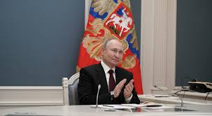 Вчера, 23 апреля, президент россии владимир путин подписал указ под номером 242 о продлении майских праздников с 1 по 10 число. Hv Nxe 4etw9xm
