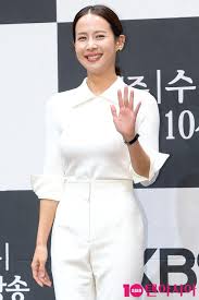 한편, 조여정은 tvn 드라마 '하이클래스'를 통해 안방팬들을 만날 예정이다. Ten ì´ìŠˆ ì¡°ì—¬ì • 99ì–µì˜ ì—¬ìžë¡œ ì²­ë£¡ ì˜ê´' ì´ì„ê¹Œ í•œê²½ë‹·ì»´