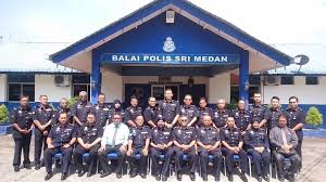 Kisah balai polis batu pahat 1980. Majlis Serah Terima Tugas Polis Daerah Batu Pahat Facebook