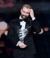Mezi jeho pedagogy patřili emil horváth, juraj slezáček a peter mikulík. Tomas Mastalir KristaÄ¾ove Kridlo