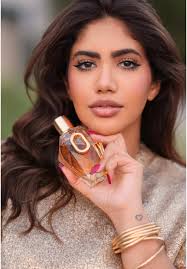 Hey everyone! It’s your girl ✨Noor✨@rabanne ✨✨✨ #milliongoldforher  #rabanneparfum