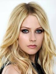 Avril lavigne was born at the end of september 1984 in. Avril Lavigne Biography Photo Age Height Personal Life Songs 2021