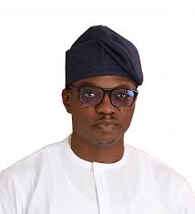 Chris Ondo's Instagram, Twitter & Facebook