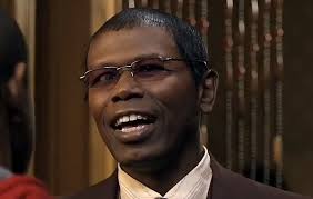 Ator de 'Todo Mundo Odeia o Chris' impressiona com corpo musculoso