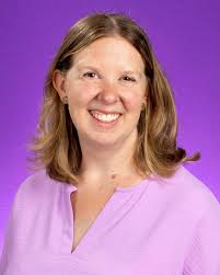 Nicole Caswell's Instagram, Twitter & Facebook