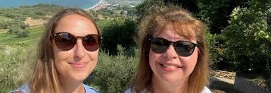 «I miei soldi qui durano di più». Una casa a Palombaro (Chieti) per la  texana Barbara Barto