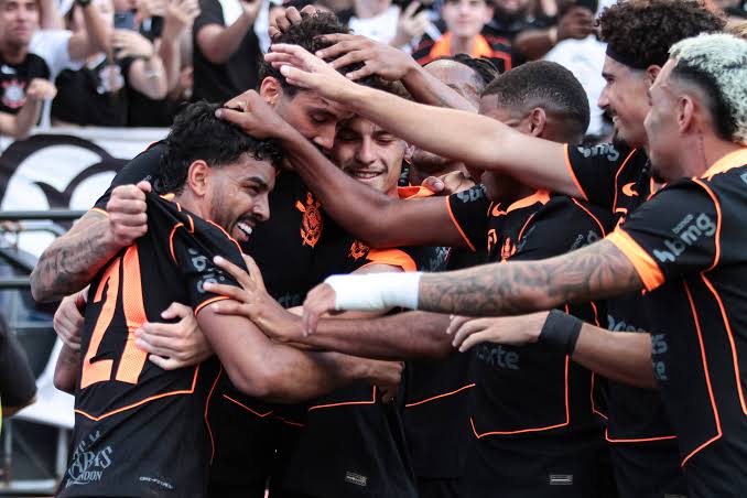 Timão escalado!! Confira os titulares do Corinthians para decisão na Libertadores!