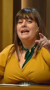 🎭 ¡Flor Infante en #AlgoContigo! La actriz habló sobre carnaval a días del  comienzo del concurso: 🗣️ "Mis hijos están enojadísimos conmigo porque no  salgo. Para mí significó llegar a lugares donde