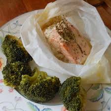 Paves De Saumon En Papillotes Et Brocolis Vapeur Cooking Chef De Kenwood Espace Recettes