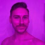 Luke Nau's Instagram, Twitter & Facebook