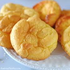 Oopsie Bread Buns (Keto Cloud Bread) - Amira's Pantry