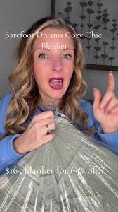 Cozy Chic Blanket from Barefoot Dreams Review and Discount