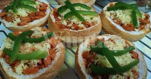 Pizza mini ini sangat cocok untuk pesta dan menikmati hari libur santai. Mini Pizza Guna Roti Burger Sangat Mudah Guna Enam Bahan Je Mingguan Wanita