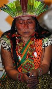 Their villages are located along the purus and curanja rivers in peru and the tarauacá, jordão, breu, muru, envira, humaitã, and purus rivers in brazil. 10 Huni Kuin Ideas Amazon Tribe Indigenous Peoples People Around The World