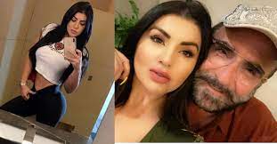 Don vicente fernández compartió y hasta le cantó al nuevo amor de su hijo mayor, mariana gonzález, quien es 19 años menor que vicente jr. Soy 80 Cirugia Mariana Gonzalez La Novia De Vicente Fernandez Jr