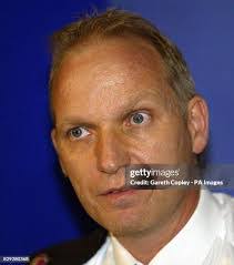 Robert Windle's Instagram, Twitter & Facebook