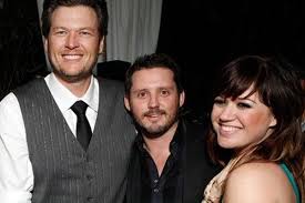 In a recent interview, clarkson revealed some of her initial ideas for the ceremony. Kelly Clarkson Wedding Blake Shelton Will Have Dual Role