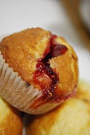 Recette De Muffins A La Confiture De Fraises Recette Recette Recette Muffin Confiture Fraise