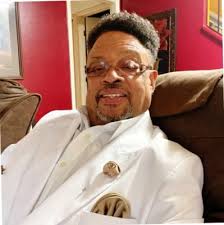 Shop Runway Diva Boutique 2719 E. 56 St. Indianapolis IN 46220  (317)661-7985 www.runwaydivaboutique.com