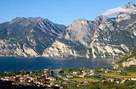 Moreover, please make sure you explore amazing verona in you are in the lake area! Webcam In Riva Del Garda Live Cam Riva Del Garda