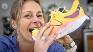 Marathonlopers doen mee om zieke geliefden te eren: 'Huilend over de  finish'