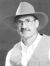 Daryl Schroeder's Instagram, Twitter & Facebook