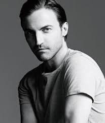 Yeni Vuitton, Marc Jacobs'ın ardından yeni sayfa! Louis Vuitton, moda  tarihinde yepyeni bir sayfa açıyor