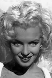 Pin By Iris Lang On Marilyn Mein Liebe Marilyn Monroe Photos Marilyn Monroe Painting Marilyn