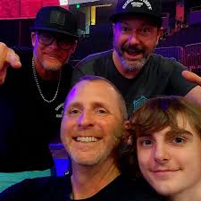 Always a great hang with my son @__8ryan8__ , and long-time brothers in  music @snsmix 🤘 Another #98rockfest in the books! Thanks for another great  show @98rocksthebay , @crashandaj , @badwolvesofficial , @