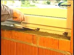 Die fensterbank als waagerechter abschluss der fensterbrüstung kann als ablagefläche dienen, aber gleichzeitig auch ein wesentliches element für eine ansprechende raumgestaltung sein. Montagevideo Helopal Innenfensterbank Mit Mortelbett Youtube